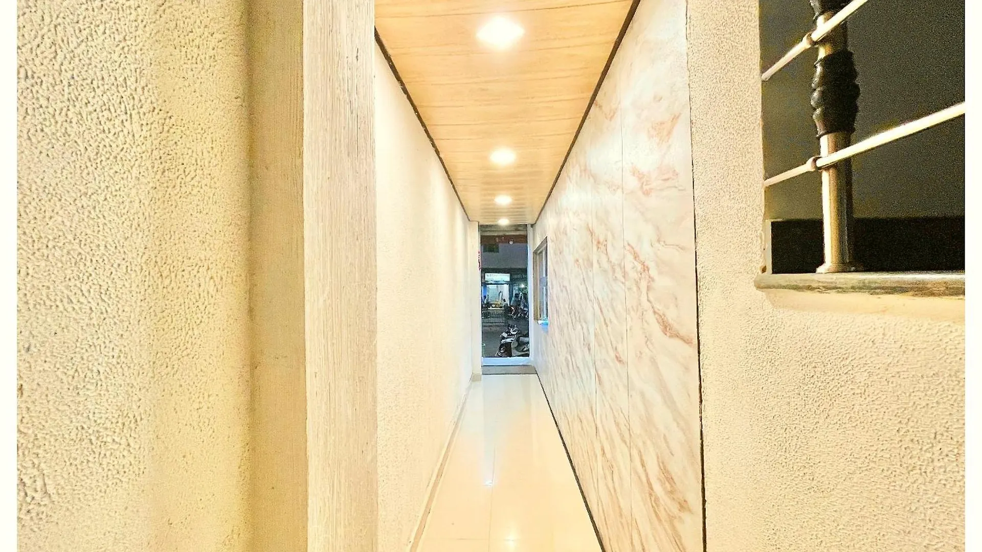 Hotel Premium Sama Palace Near Kashi Vishwanath Temple - A Top Rated Hotel Varanasi Índia